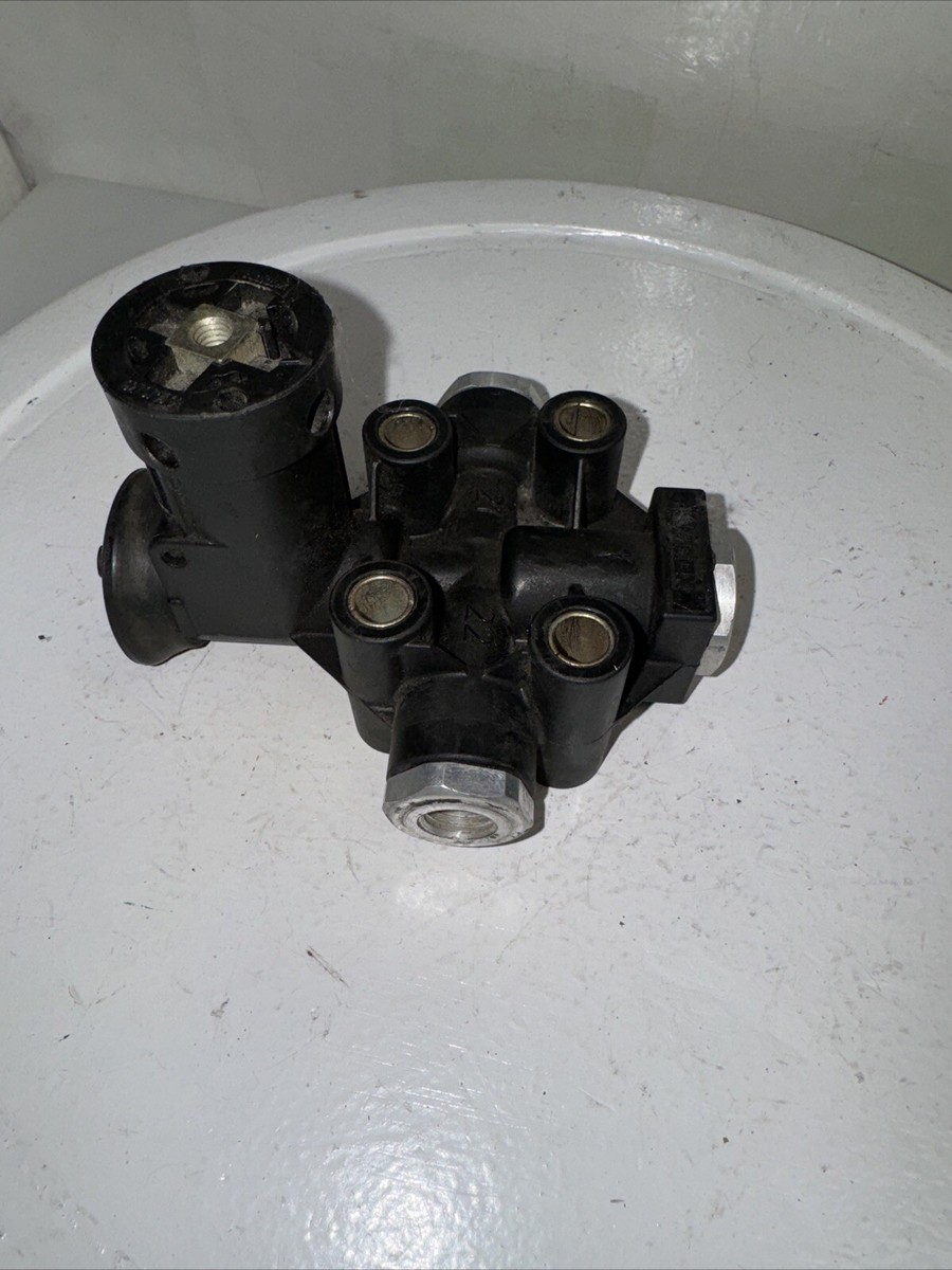Haldex 027 0543 39 Corrosion Trust PA6F25 Air Valve Assembly
