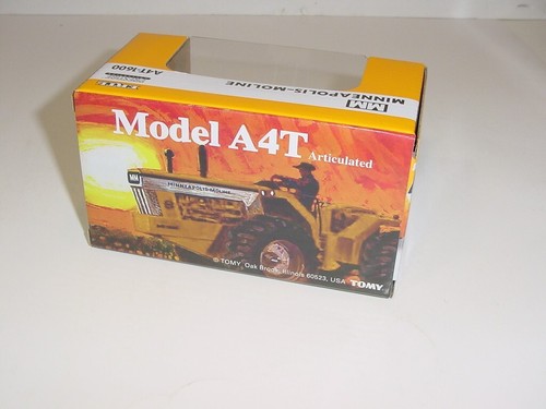 1:64 Minneapolis Moline A4T-1600 Prestige 4X4 Tractor W/Duals by ERTL NIB! - Picture 2 of 3