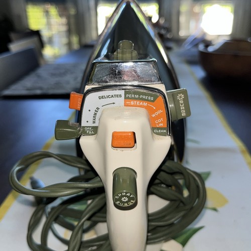 Vintage GE General Electric Self Clean II Steam Iron Tested  - Picture 8 of 9