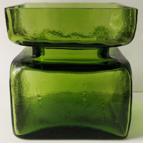 Finncristal Helena Tynell Green Vase Scandinavian Art Glass Riihimaki - Picture 2 of 12
