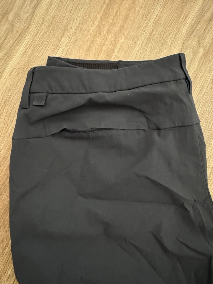 Pantalones Cortos Lululemon Para Hombres 36 Azul Marino Comisión Cortos Chinos Elastizados Cremallera Golf Foto 4 de 4