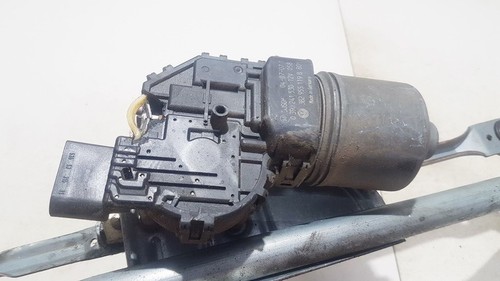 0390241530 vorne Scheibenwischermotor Teilenummer 3B2955119B Skod DE859506-75