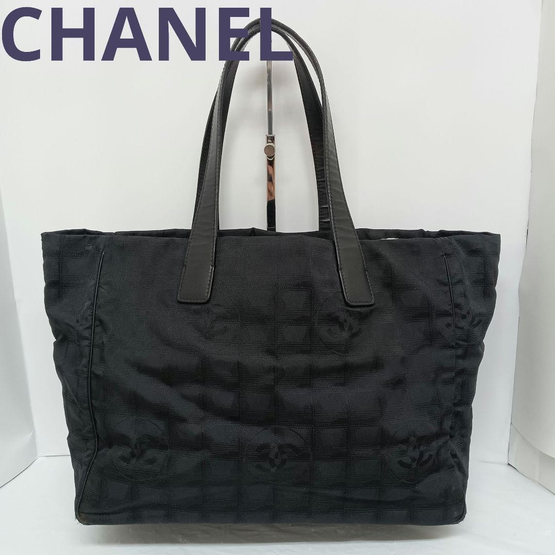 CHANEL Travel Line Tote Bag MM in Black with Seal CG532907