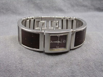 Women's FOSSIL Water-Resistant Watch ES-1539 w/ New Battery - Works Great! c79