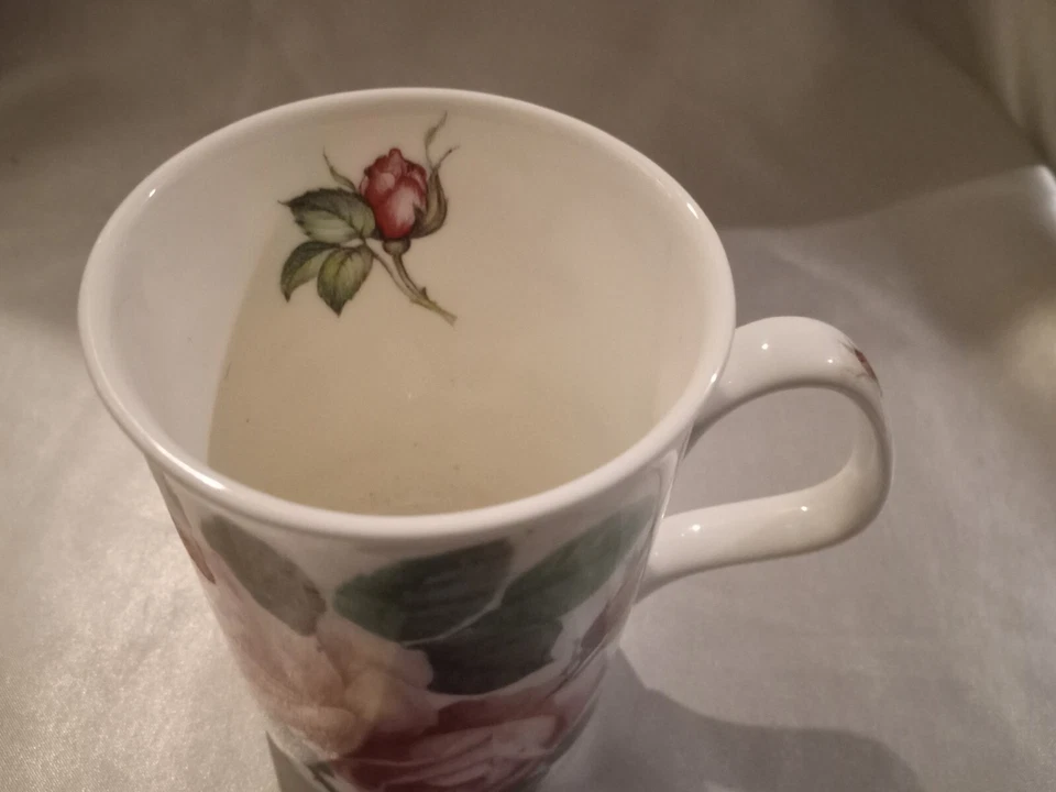 Taza de té Roy Kirkham 1992 inglesa rosa hueso fino porcelana hecha en Inglaterra 4" Foto 2 de 4