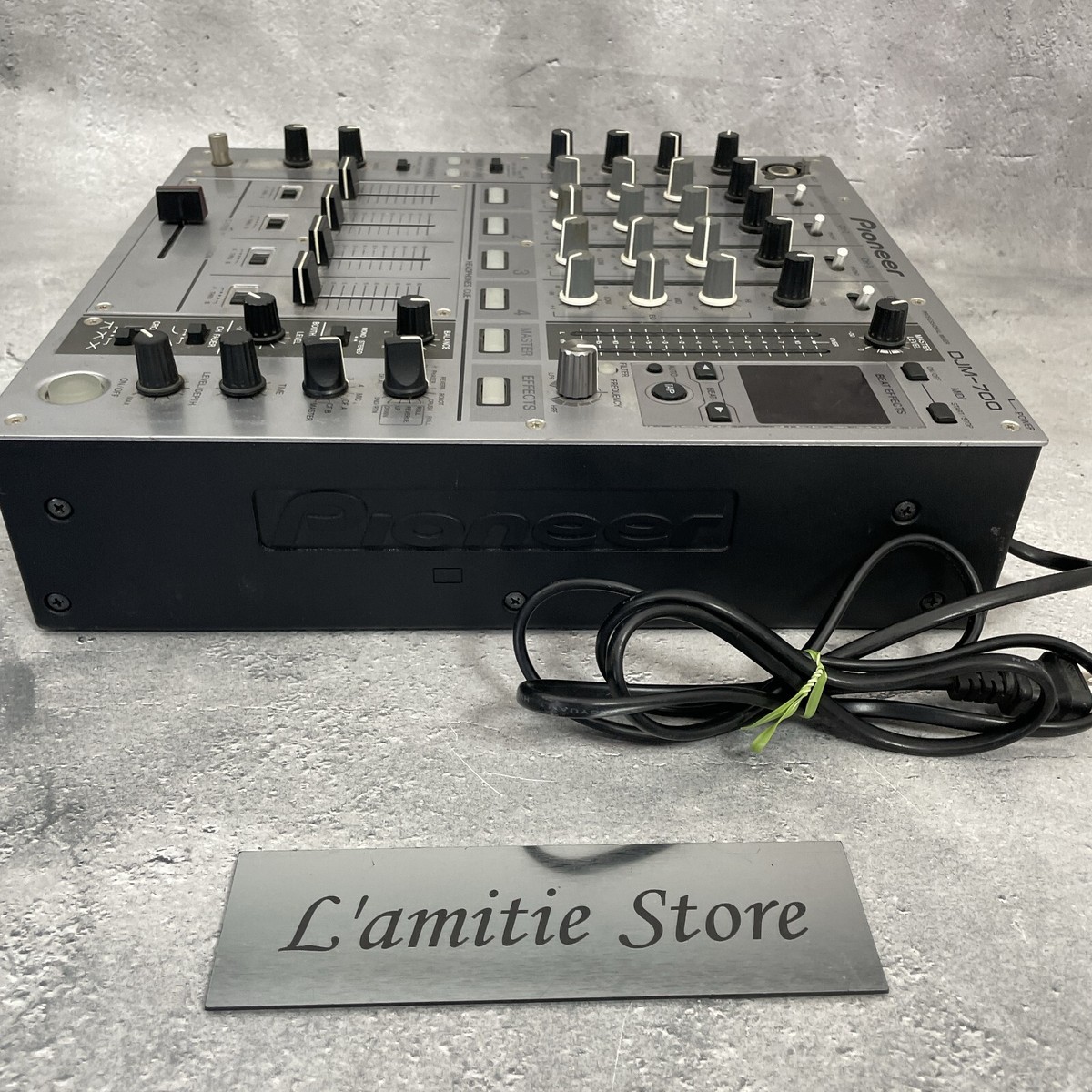 Pioneer DJM-700 Silver Digital DJ Mixer 4-Channel 4ch DJM700 Pioneer DJM-700 Silver Digital DJ Mixer 4-Channel 4ch DJM700
