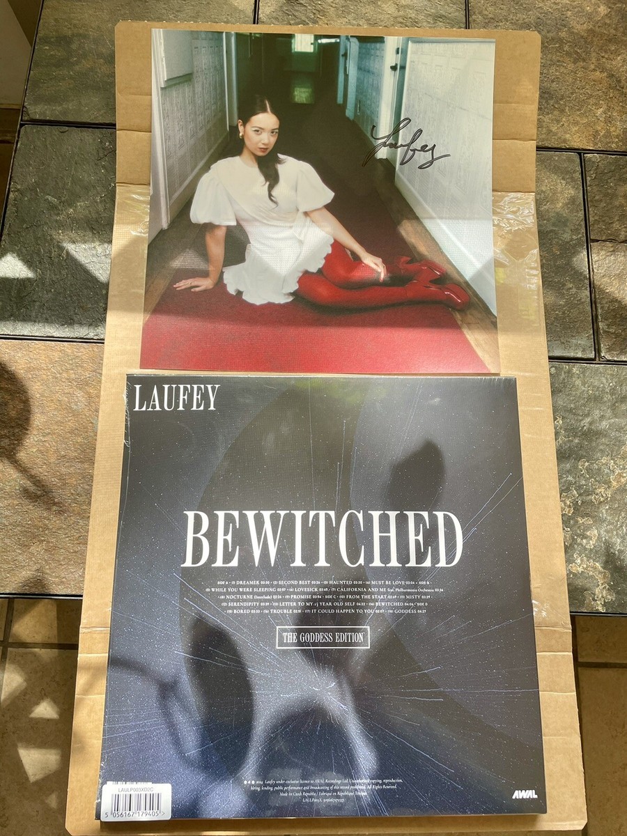Laufey BEWITCHED Goddess Edition 2LP Navy Vinyl w/ SIGNED