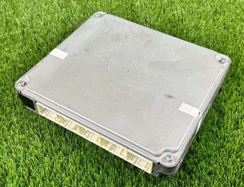 Lexus GX470 2003-2005 Engine computer 2uzfe ATM 5FC 89661-35b31 ecu Oem Used - Picture 5 of 13