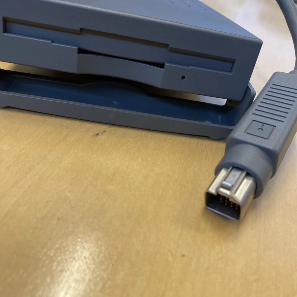 Computadora Apple Macintosh HDI-20 externa 1,4 MB 3,5" SAX4229805A1 1991 Foto 3 de 4