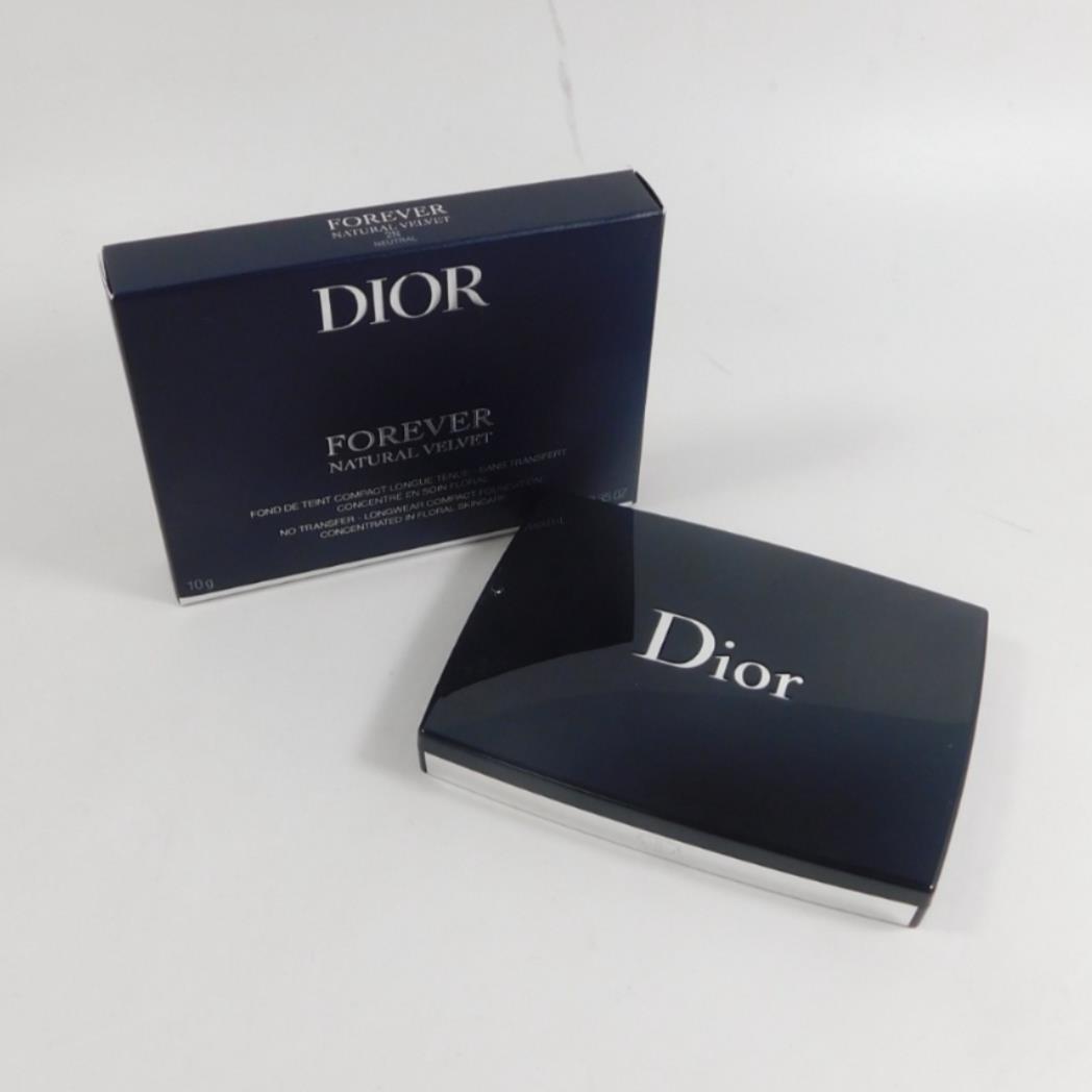 Christian Dior Forever NATURAL VELVET Compact Longue 2N NEUTRAL