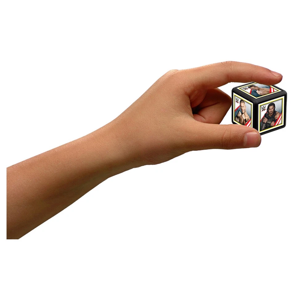 WWE Board Game Top Trumps Match Superstars & Legends For 2 Players Ages 6+ - Image 4 of 4