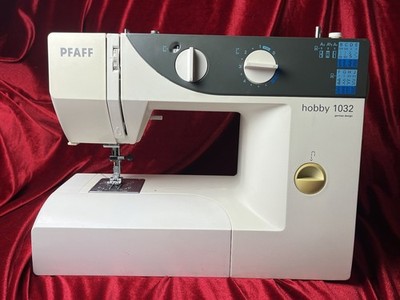Pfaff Hobby 1032 Sewing Machine