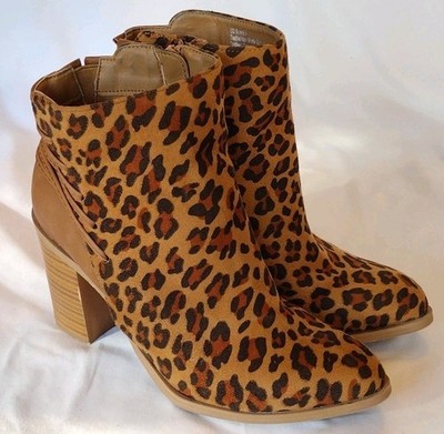 Very Volatile Boots Los Angeles Animal Print Western Heel Women's Size 6.5
