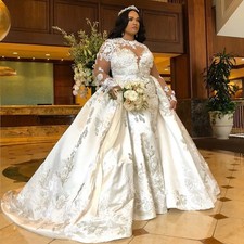 Plus Size Mermaid Long Sleeves Wedding Dresses Jewel Neck Beaded Bridal Gowns