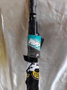 HOT WHEELS LEGENDS TOUR UMBRELLA ULTRA-RARE NEW WITH TAGS