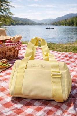 Gymshark Women s Refresh Yellow Everyday Mini Gym Bag Pastel Yellow NEW