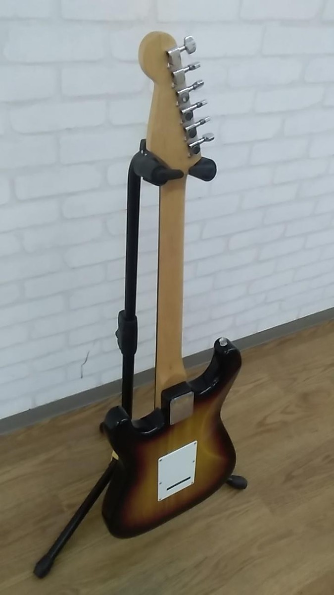 BUSKER'S　Stratocaster　Model Busker's Stratocaster Electric Guitar Used Shipping From