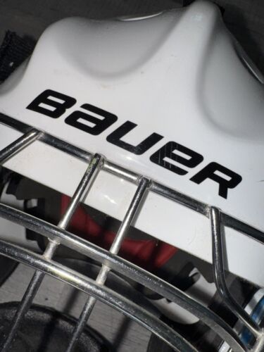 Bauer 2013 NME7 Certified Cat Eye Goalie Mask Fit 2 Medium - Picture 2 of 15