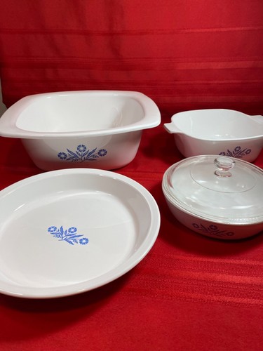 4 Vtg Corning Ware Blue Cornflower 4 Qt. Dutch Oven, 1.5 Qt., 1 Pint,& Pie Plate - Picture 19 of 22