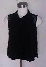 vintage L'Amour women's  blouse, black size l bottom up front whit lace 