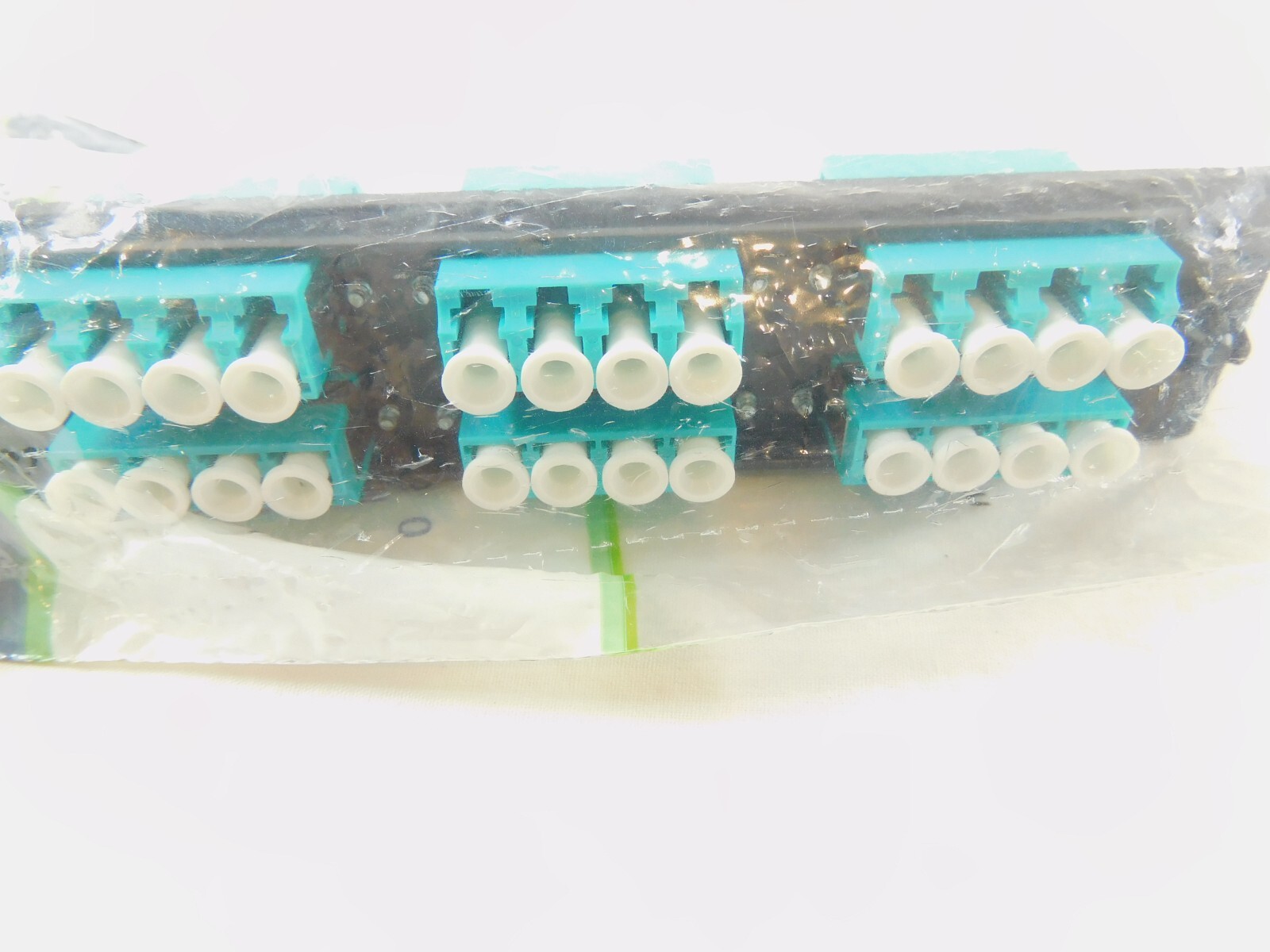 OFP-LCQ24LC Ortronics Q-Series OFP Adapter Panel 6-LC Quad 24 Fiber MM OM3/4