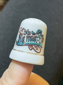 Las Vegas Nevada Collectible  Porcelain Thimble