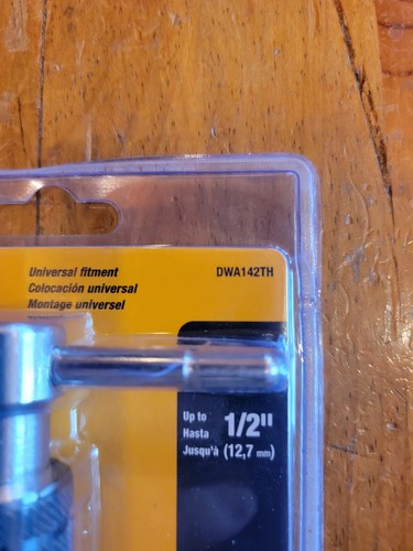 Manija de grifo ajustable de montaje universal Dewalt 1/2" DWA142TH (4008) totalmente nueva - Imagen 2 de 6