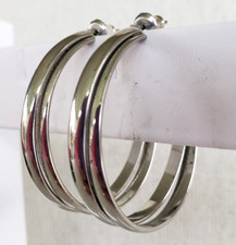 Vintage Overlapping Double Round Hoop Silver Tone Pierced Earrings 1-7/16"