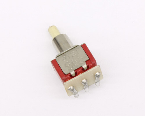 Lot of 4 8121SD9RGE C&K switch pushbutton miniature - Picture 1 of 3