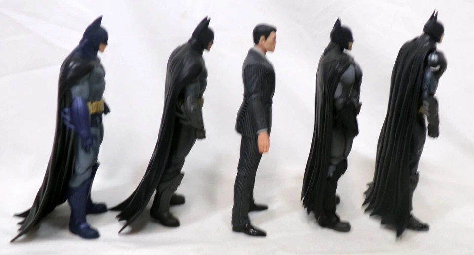 Figura de caballero de 7" Batman Arkham Asylum City Origins de DC Collectibles paquete de 5 Foto 2 de 4