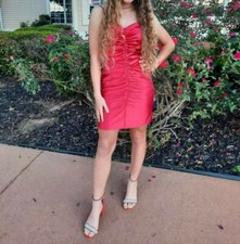 Satin Prom Size 6 mini sleeveless satin short red party dress