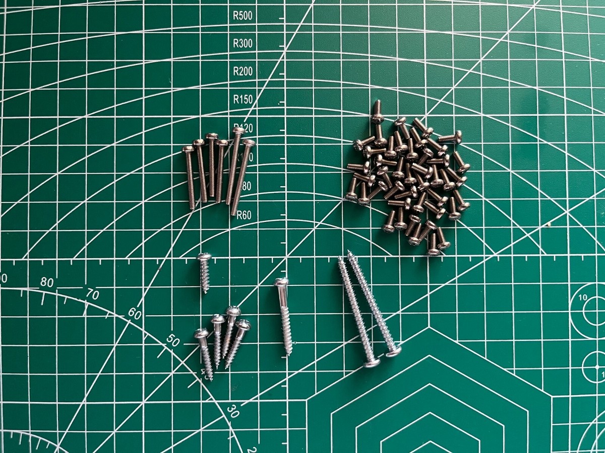 PlayStation 5 Full Screw Set - PHILLIPS HEAD NOT TORX | eBay