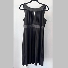 DAVID  S BRIDAL Black Knee Length Keyhole Bridal Bridesmaid Dress 10