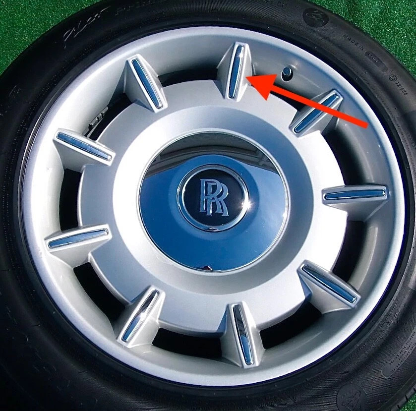 Rolls Royce Phantom 04-08 OLD Model Wheel Hub Chrome Strip Set 36106777234