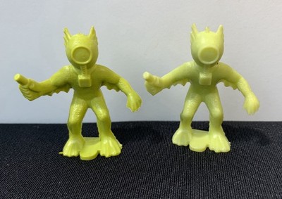 2 Vintage MARX Operation Moon Base Playset Plastic Green Alien Figures