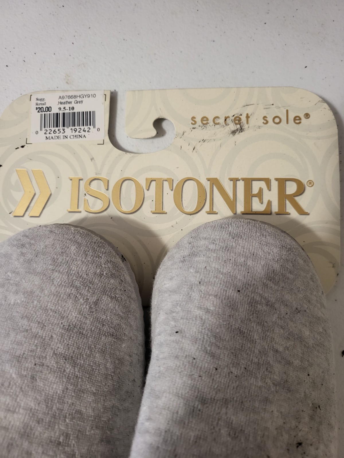SAOLA Pantofole Isotoner Secret Sole Grigio Donna Taglia 9 5 10 Nuove con etichette Scarpe Donna
