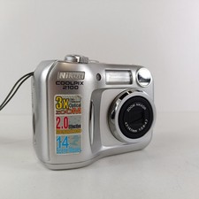 Nikon Coolpix 2100 2.0MP Digital Camera Silver   Tested