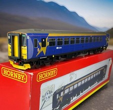 Boxed Hornby R2758 Arriva Trains Northern 153 DMU 153359 Gold Star 57359 OO