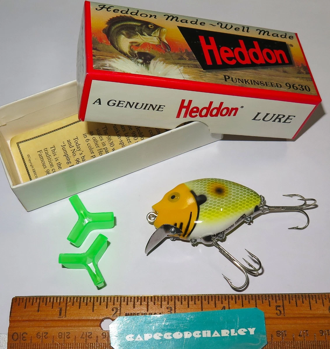 Panneau Publicitaire Heddon Vintage Panneau Publicitaire Vintage HEDDON - Leurres De Pêche En Métal étain 1991 - 11x8 Pouces - Comme Neuf Panneau Leurre Hedgon Rods