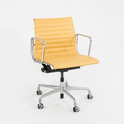 2010s Herman Miller Eames Aluminum Group Management Desk Chair Caramel Leather