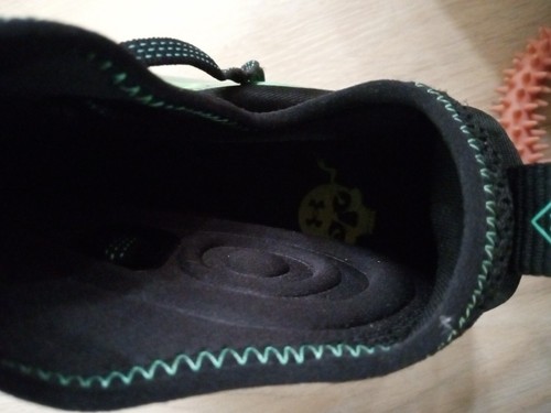 Under Armour Spotlight Slime Green Football Cleats SZ 12 3025376-001 - Picture 6 of 6