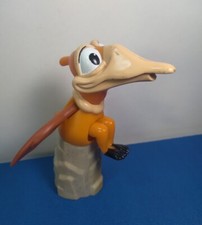 The Land Before Time SQUIRTING PETRIE 1997 Burger King Kids Club Toy