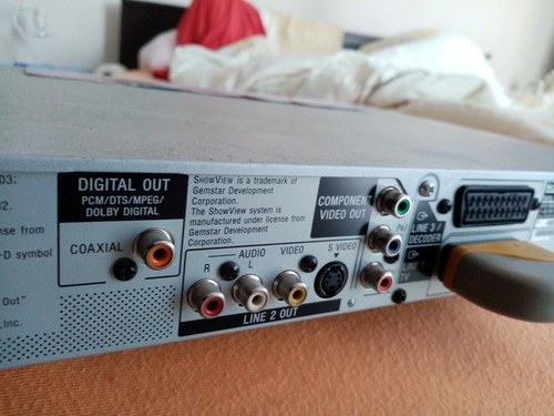 SONY RDR-HX520 DVD-Recorder / 80GB HDD - Picture 8 of 9