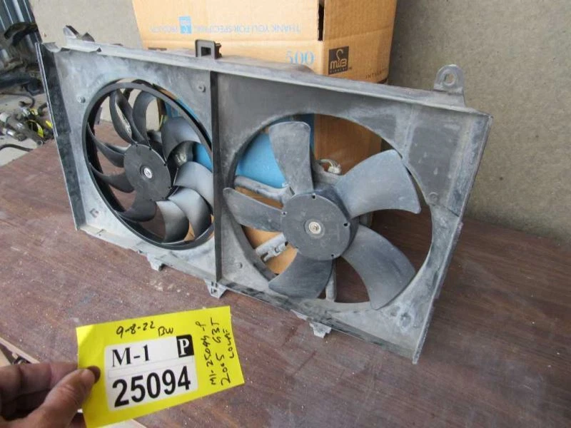 Infiniti g35 2003-2007 cupé 2 puertas radiador motor ventilador refrigeración montaje motor Foto 2 de 4