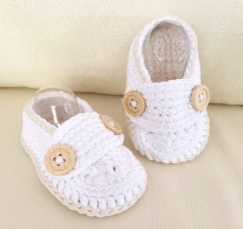 Nuevo Bebé Niño Niña Crochet Hecho a Mano Botines Zapatos Marrón Blanco tan suave 0-6 meses - Imagen 8 de 9