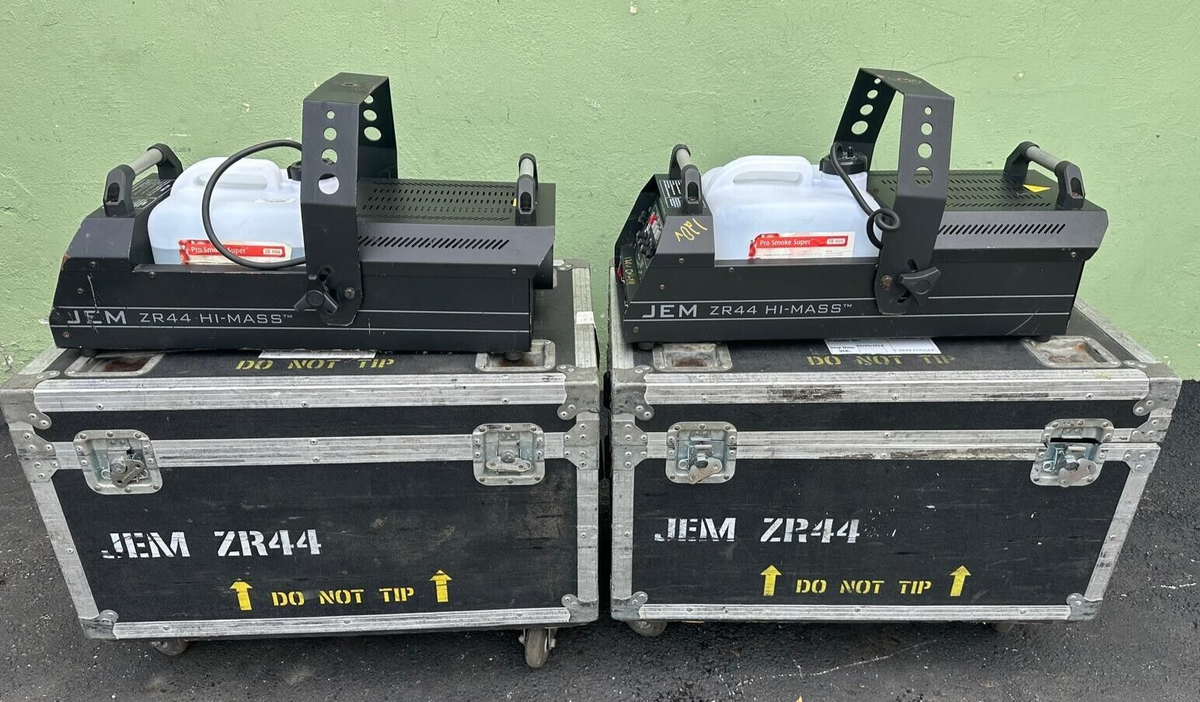 Martin JEM ZR44 Hi-Mass Fog Machine Water Based 120v #378 (ONE