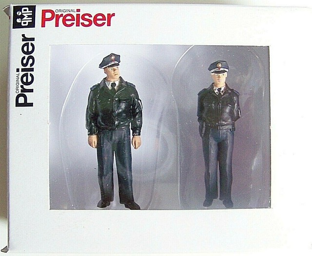 Preiser 1:32 scale German Police Officers / Policemen : TWO Figures 63101 | eBay