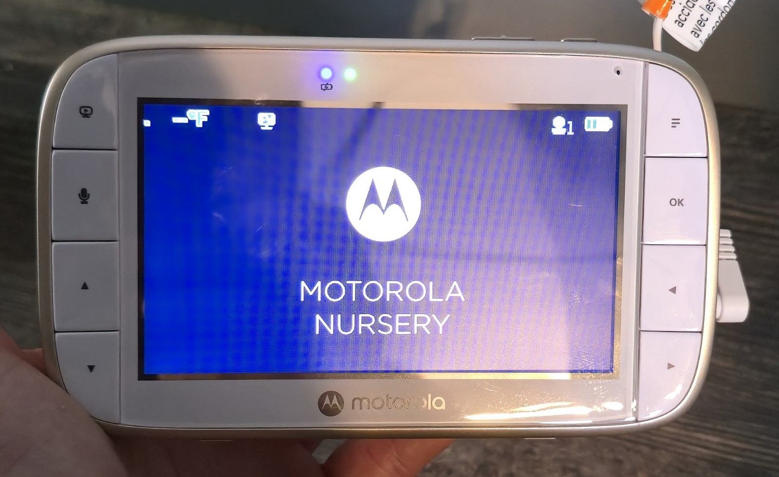 Motorola VM855 WiFi Video Baby Monitor Two Cameras