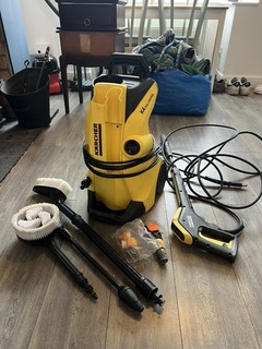 Kärcher K4 Full Control Pressure Washer LED Gun Hose Wand Brush Attachments!