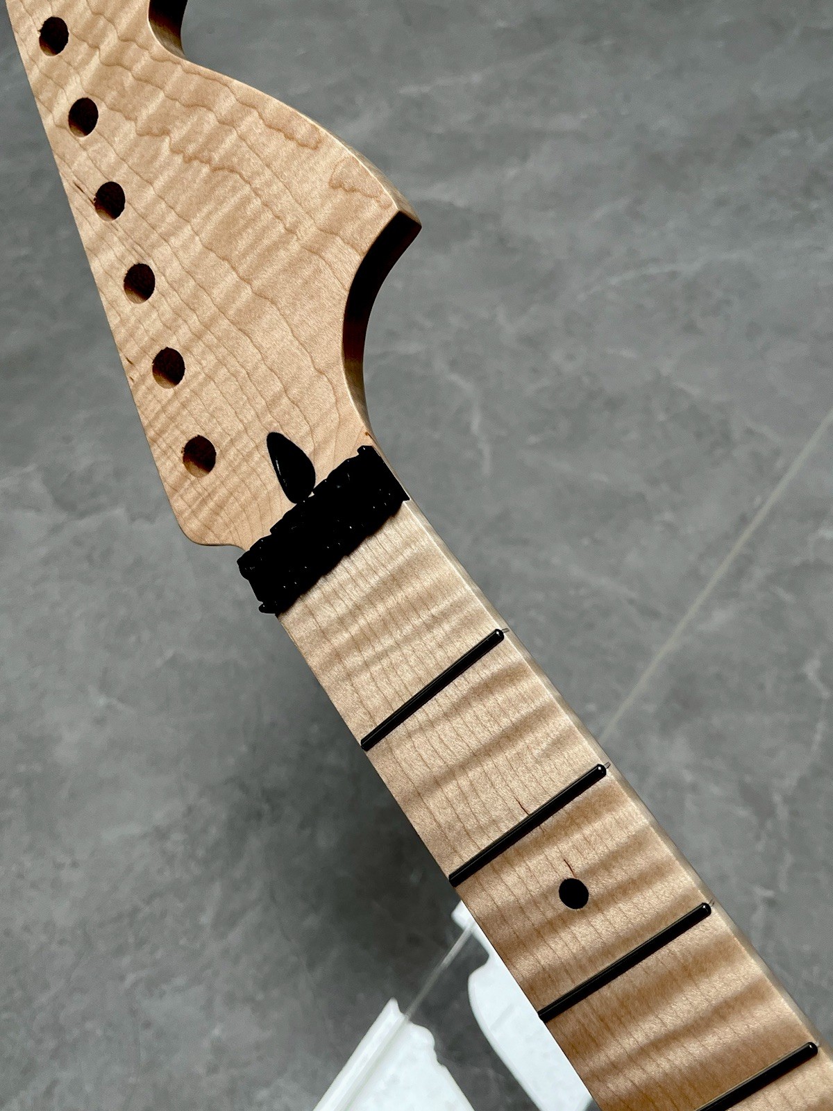 AAAAA Stainless Large Floyd 22Fret Natural Flame acero manico chitarra elettrica 12 pollici foto 4